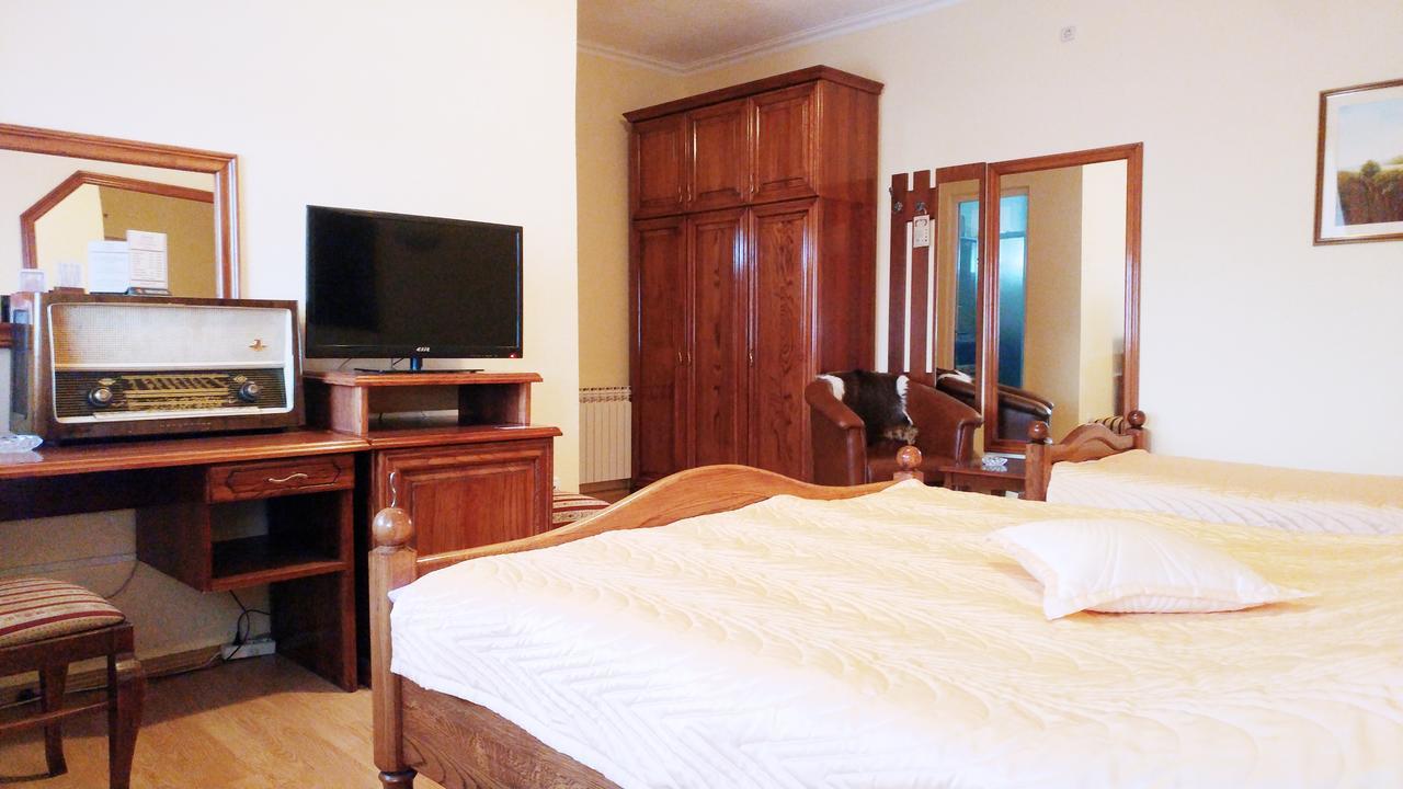 Hotel Derby Orasje Dış mekan fotoğraf