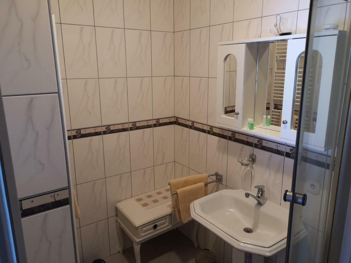 Hotel Derby Orasje Dış mekan fotoğraf